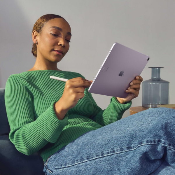 Apple iPad Air 13 inch M2 (128GB) + Instant Wins - Image 3